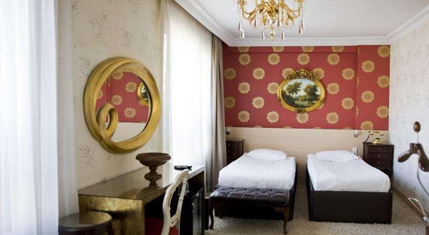 Blanche Hotel&garden Pool 3*
